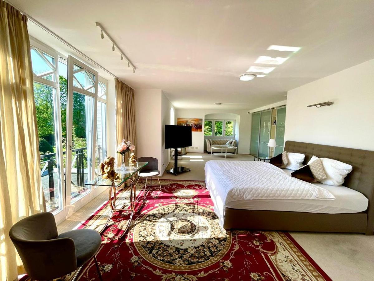 Villa Julian Doppelzimmer Aurich Buitenkant foto